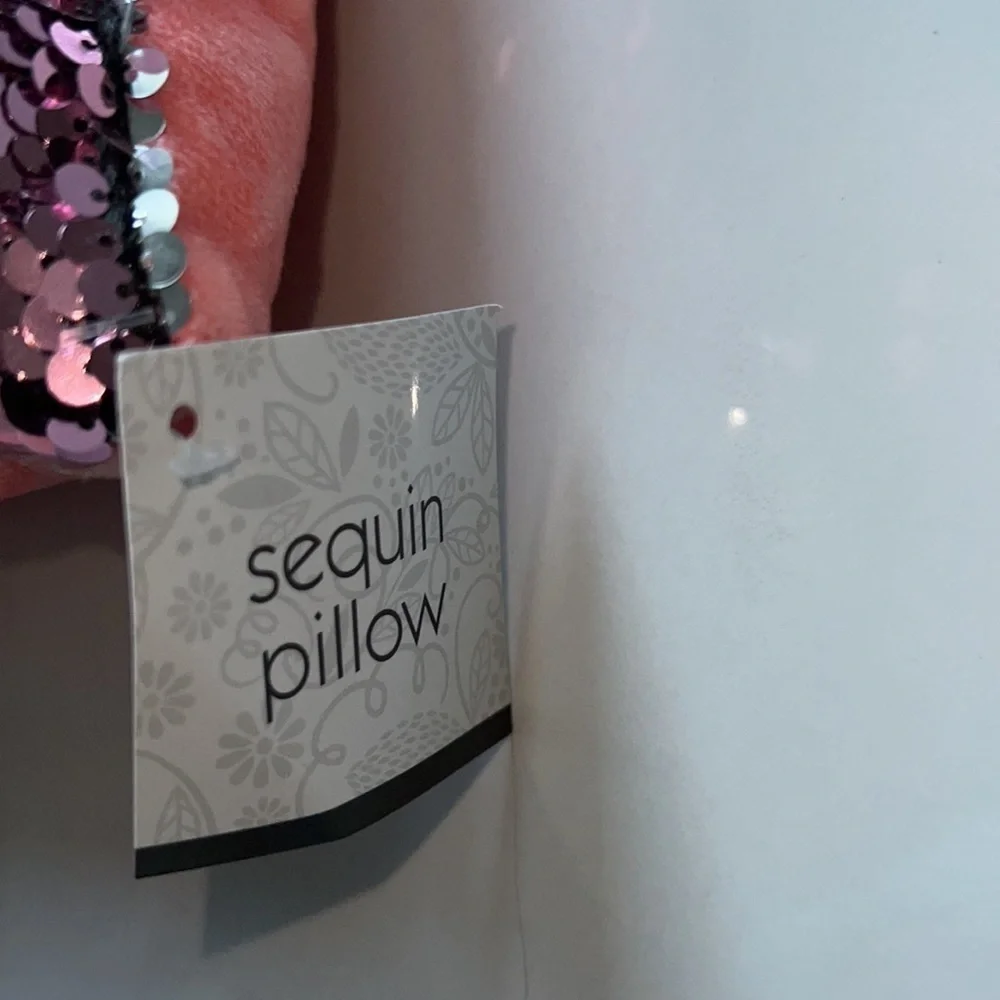 NWT 9 Inch Square Pink and Peach Double Sided Sequin Pillow with Velour Back - Picture 4 of 4